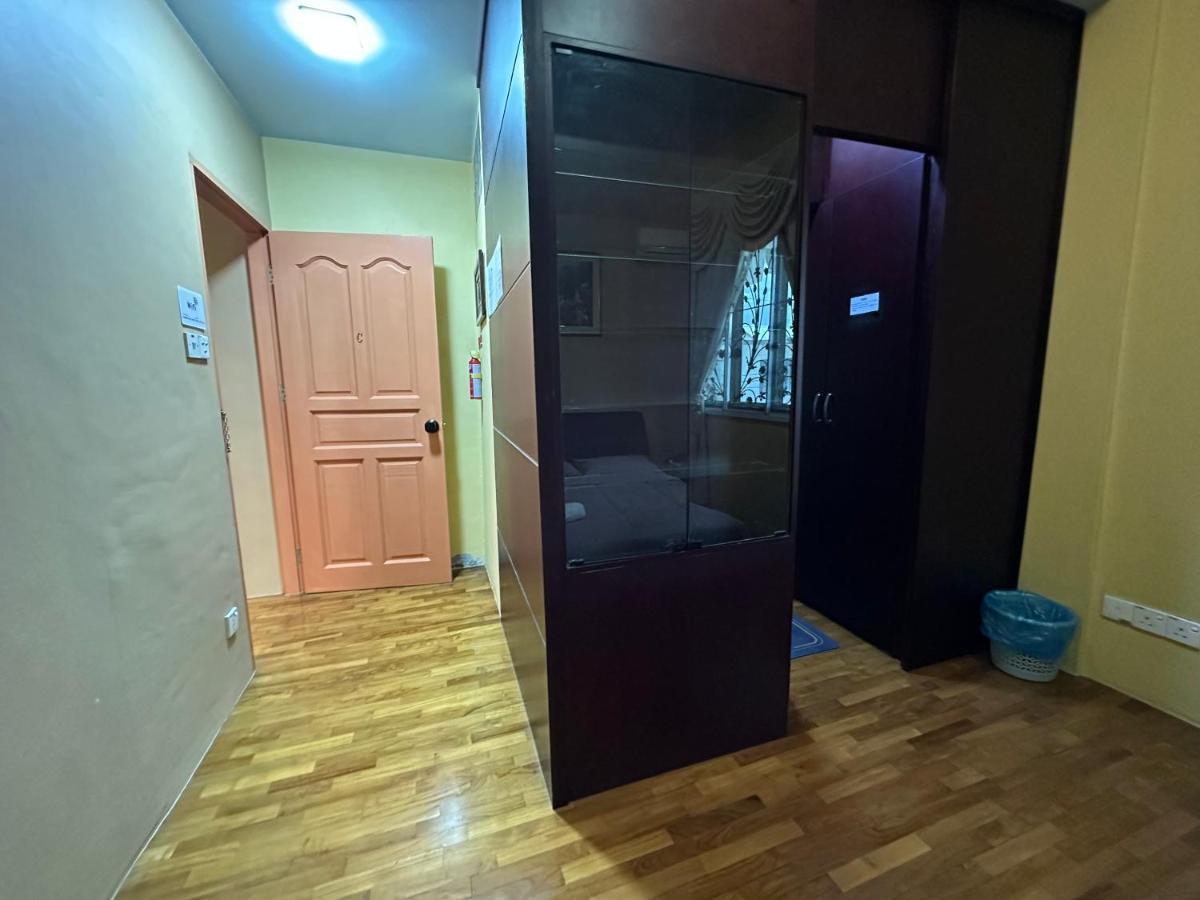 Seladah Stay Kuching Exterior foto