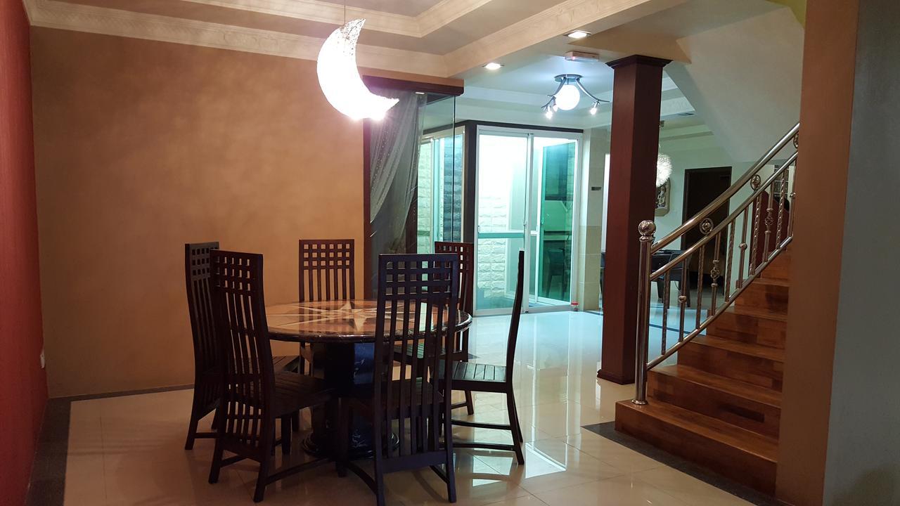 Seladah Stay Kuching Exterior foto